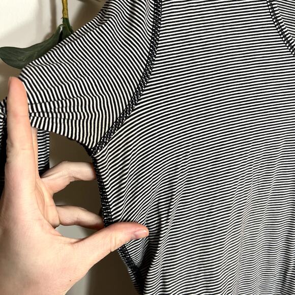 Lululemon Black and White Striped Long Sleeve - Picture 3 of 6